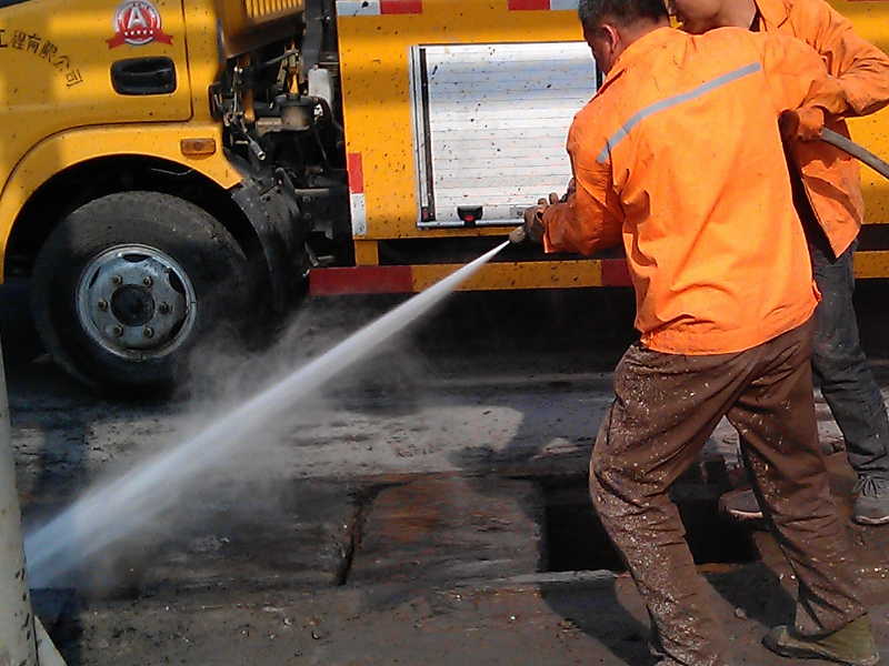 东莞东城化粪池清理管道清洗承接各种疏通工程
