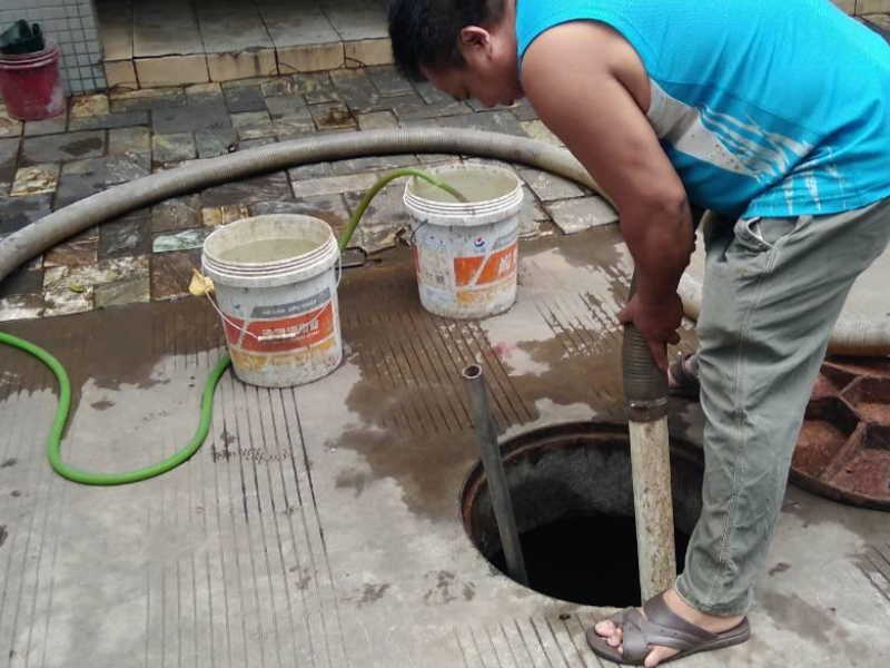 东城区和平里清理化粪池、抽隔油池、抽污水