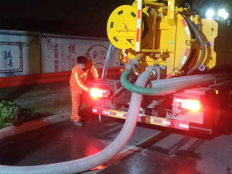 东城隔油池疏通体育馆路隔油池清理电话体育馆路隔油池